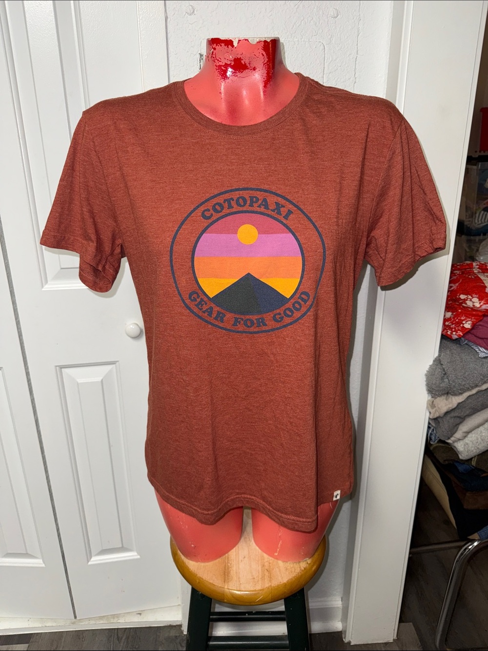 Cotopaxi short sleeve tee shirt top